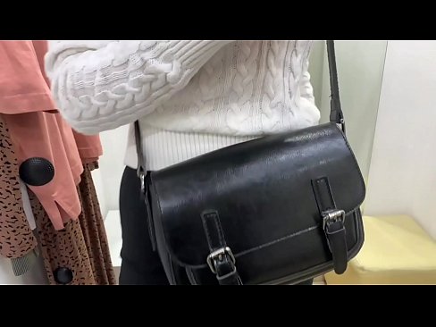 ❤️ Јавна мастурбација на младата кучка FeralBerry со дилдо во фитинг просторијата ☑ Ебате видео кај нас mk.it-com.top ️❤